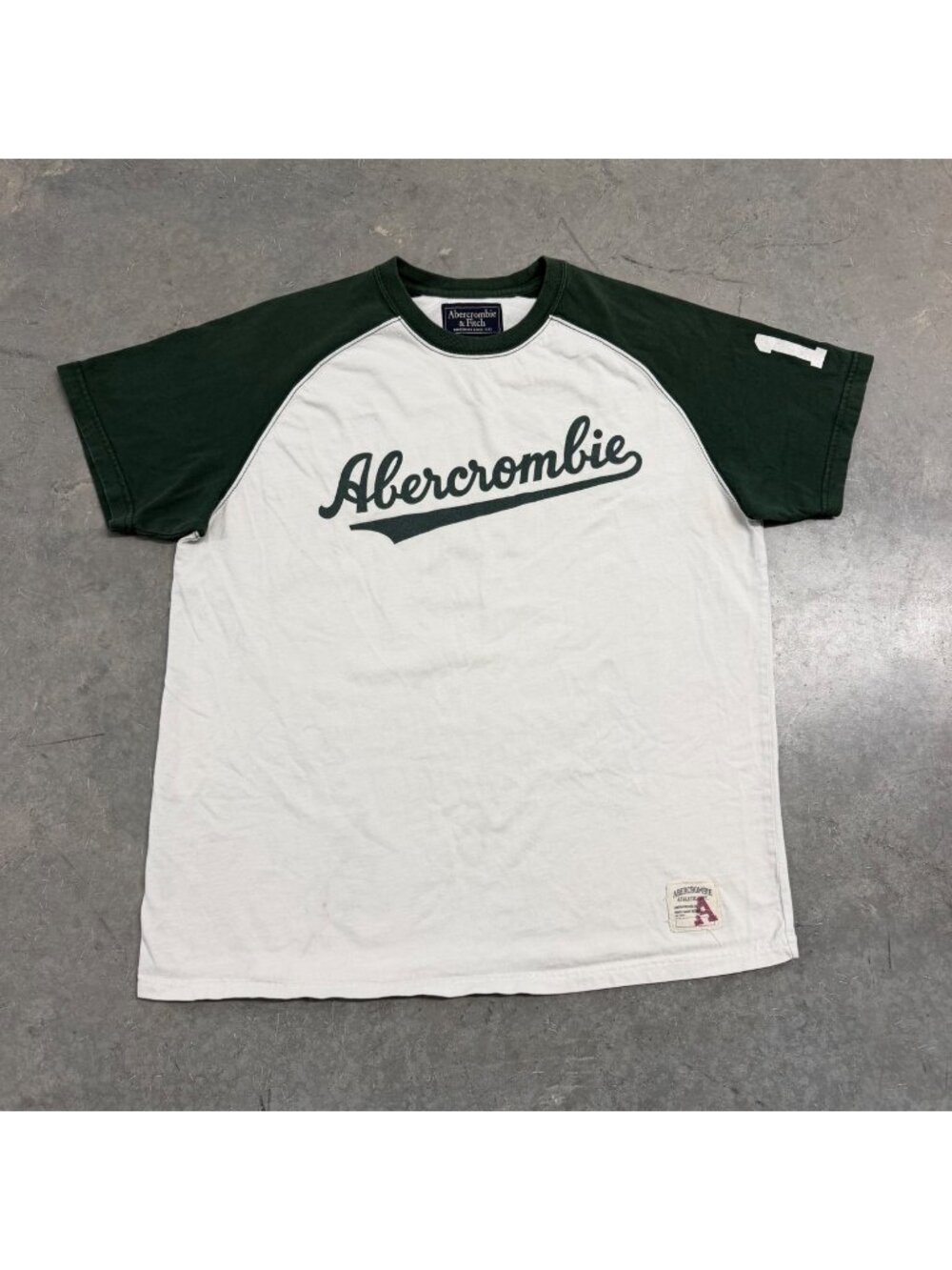 Abercrombie & Fitch 2000s Raglan Baseball Tee